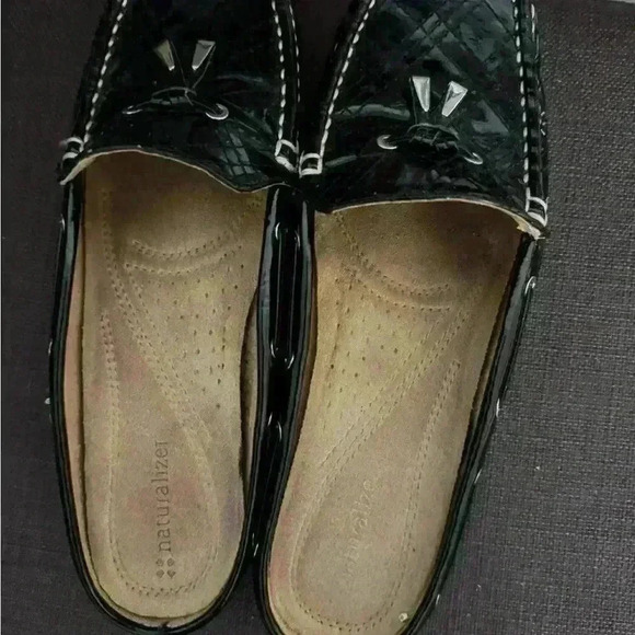Naturalizer "Gossip" Quilted Mules Black Loafers Women's Size 10M - Picture 10 of 12